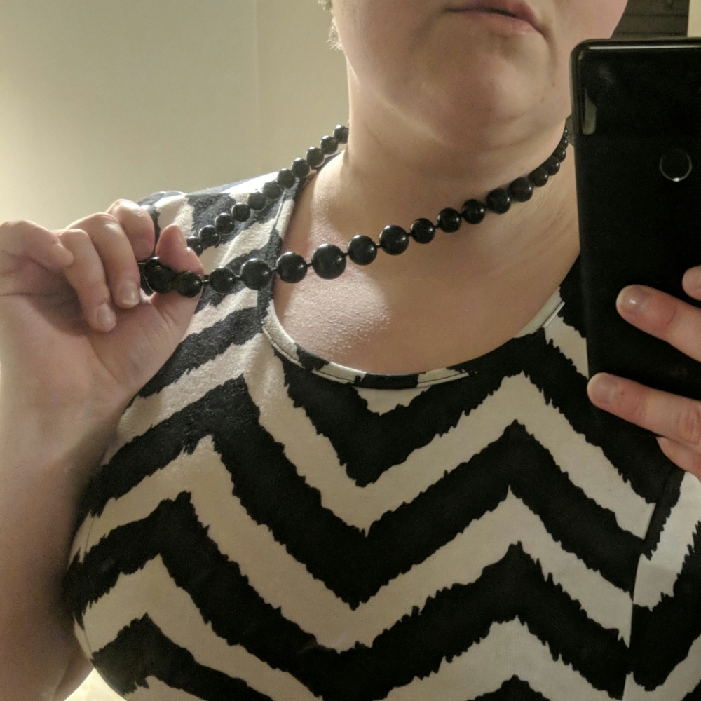 Classic Black Bead Necklace TRUE VINTAGE